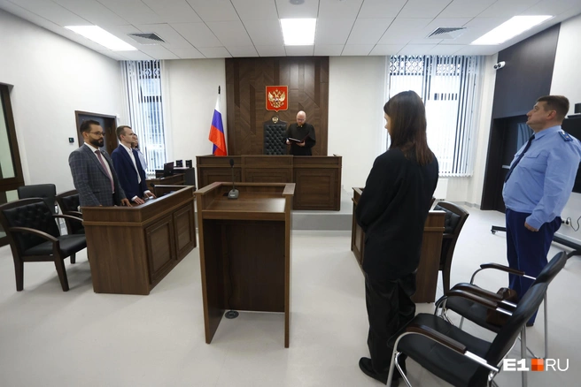 Прокурор просил более строгое наказание — два года принудительных работ | Источник: Владислав Лоншаков / E1.RU 