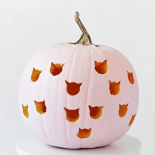 Как сделать тыкву на Хэллоуин: 45+ идей для декора | Источник: Handmade Charlotte