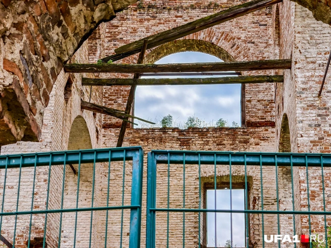 Деревянные перекрытия уже разрушаются | Источник: Булат Салихов / UFA1.RU