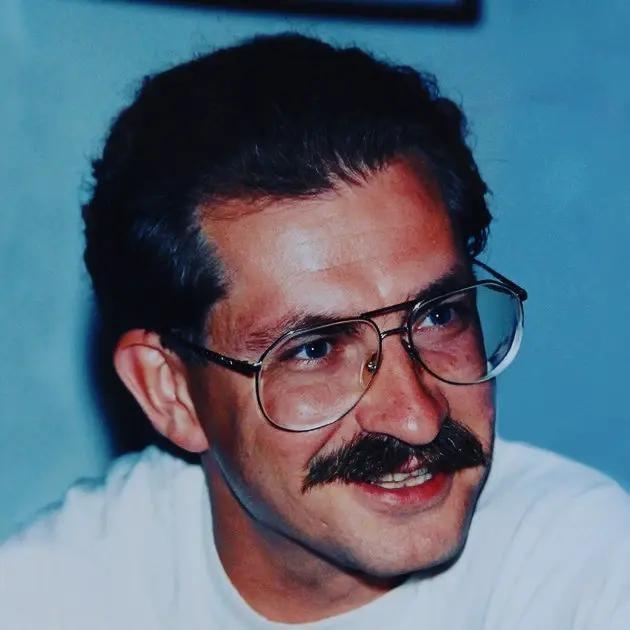 <p>Владислав Листьев</p>