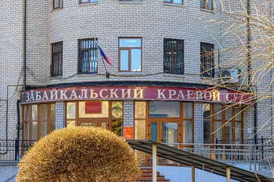 Ex-police officer held in Chita courtroom after verdict