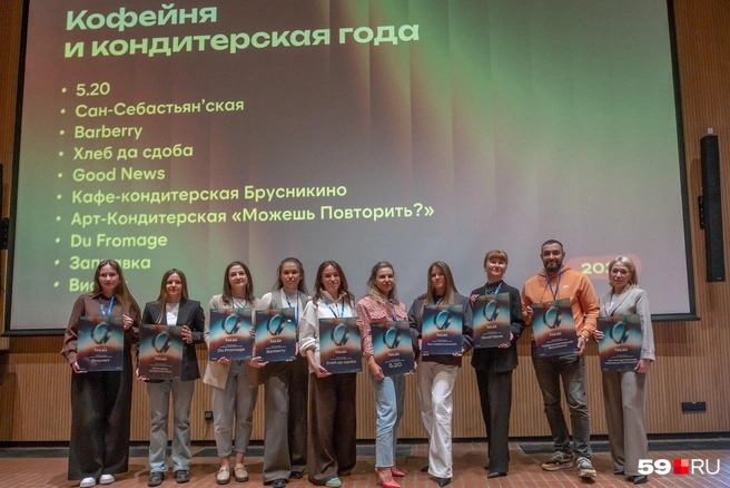 Слева направо: «Виолет», «Заправка», Du Fromage, Barberry, «Хлеб да сдоба», «5.20», «Сан Себастьян’ская», Good News и «Брусникино» | Источник: Василина Любимова / 59.RU