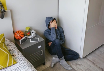 «Когда мне исполнилось 14 лет, все вокруг резко стало неинтересным. Что со мной происходит?»
