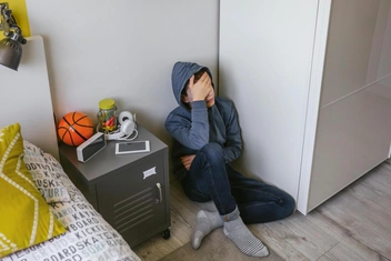 «Когда мне исполнилось 14 лет, все вокруг резко стало неинтересным. Что со мной происходит?»