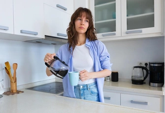 «Я закончила техникум и давно работаю. Почему тогда мне снятся сны о возвращении в 11 класс?»