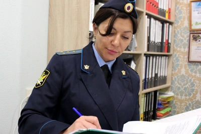 Приставы взыскали 184 тыс. рублей смолянке за ДТП