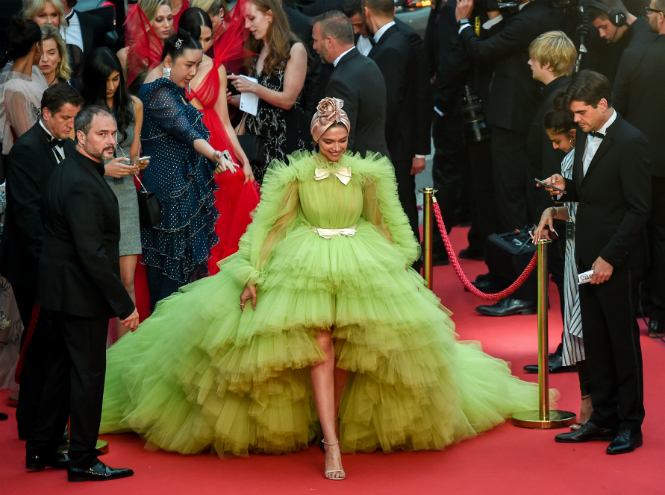 Модные Канны-2019: лучшие звездные образы в четвертый день кинофестиваля