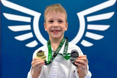 Никите Воробьеву нужна помощь для реабилитации при ДЦП