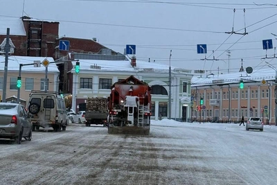 Почему в Ярославле дороги посыпают песком?
