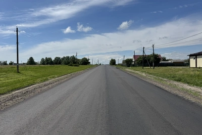 В Каменском районе обновляют 13 км дороги
