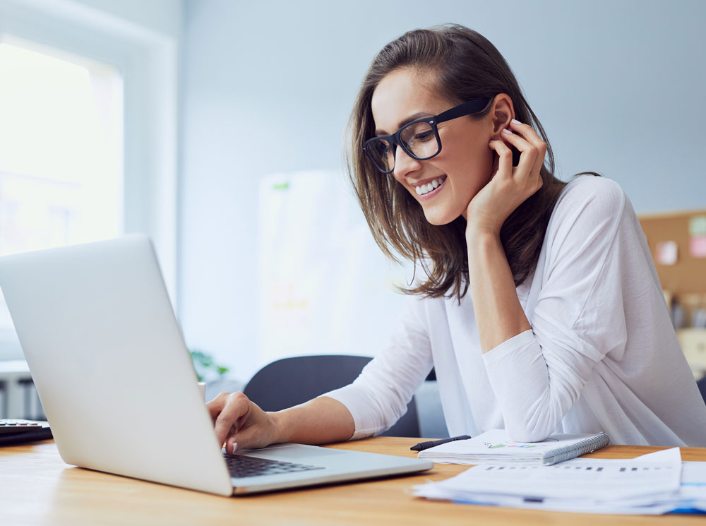 Работа в радость: четыре хака, которые помогут избежать профессионального выгорания | marieclaire.ru