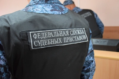 Долг в 940 тысяч рублей закрыл выезд за границу