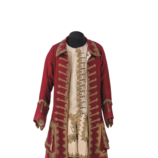 Парадный кафтан и камзол | Источник: Государственный Эрмитаж, Санкт-Петербург