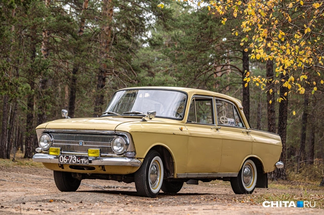 Знаменитый «Москвич-412» до сих пор ездит с черными номерами | Источник: Олег Фёдоров / CHITA.RU