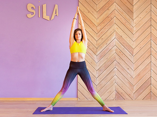 Onalarning katta eshaklarining porno fotosuratlari