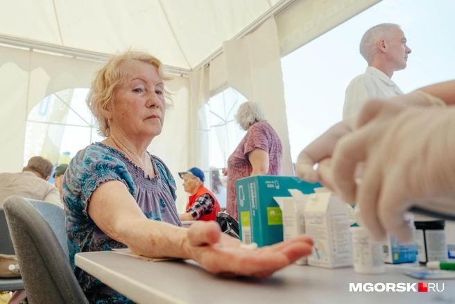 Жители бесплатно проверяют уровень сахара и холестерина | Источник: Даниил Пономаренко / MGORSK.RU