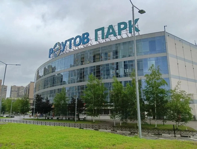 ТЦ&nbsp;«Реутов Парк» находится поблизости от многострадального ЖК «Новокосино-2». Оба объекта принадлежали Андрею Секрету | Источник: «Яндекс Карты»