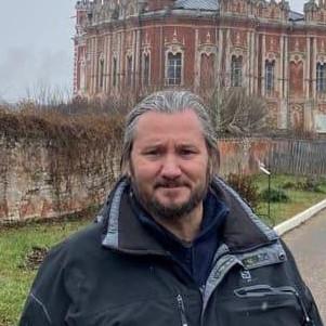 Близкие назвали причину внезапной смерти кулинара Максима Сырникова
