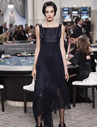 Неделя Высокой моды в Париже: Chanel FW2015/16