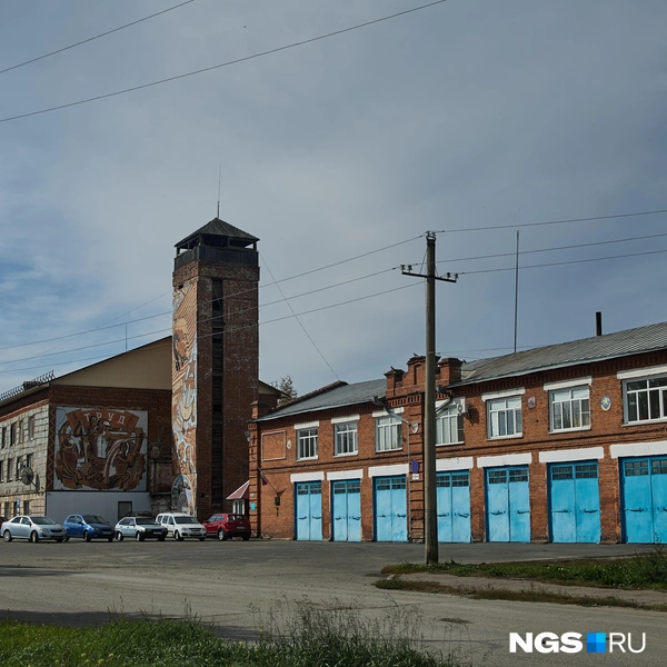 На самом деле она&nbsp;— часть архитектурного комплекса, построенного Адрианом Винокуровым | Источник: Александр Ощепков / NGS.ru