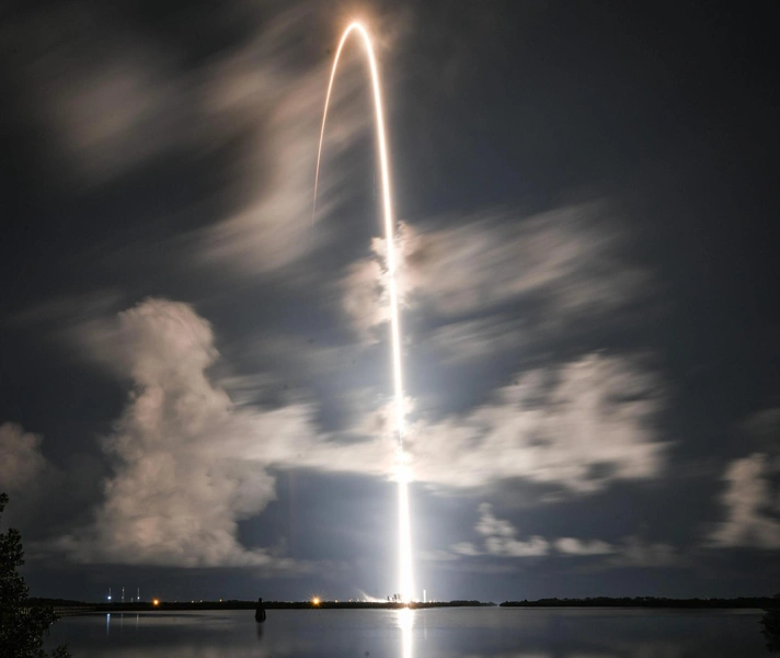 Юбилейный рекорд: компания SpaceX в 30-й раз посадила одну и ту же первую ступень ракеты Falcon 9 (ВИДЕО) | Источник: Craig Bailey / USA TODAY NETWORK / Sipa USA via Legion Media