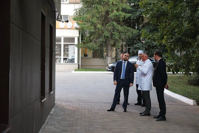 Губернатор оценил ремонт и организацию процессов в отделении | Источник: Иван Макеев