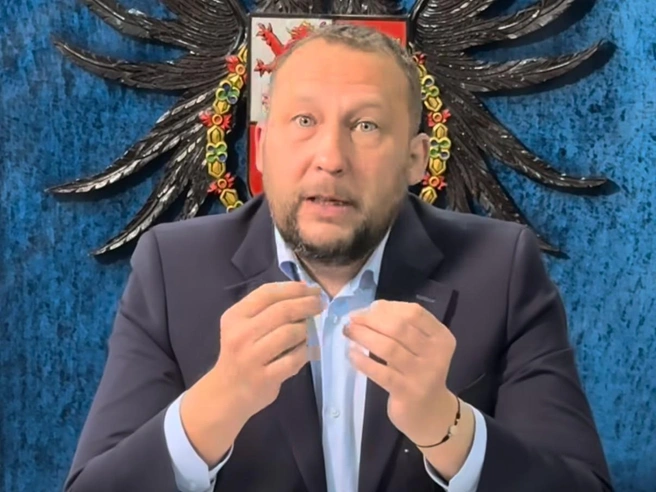 Саратовца уволили с поста мэра Тунхи | Источник: proferuso_alcalde / Instagram (экстремистская организация, деятельность запрещена на территории РФ)