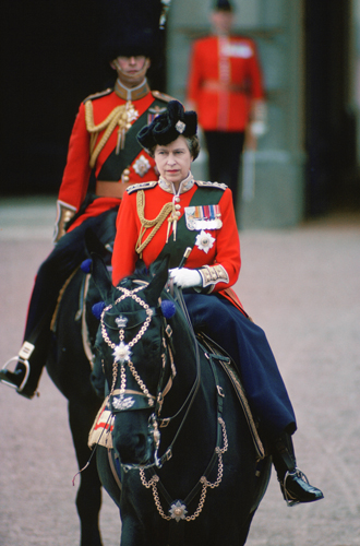 Trooping the Colour: что нужно знать об официальном дне рождения британской королевы