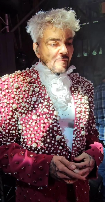 На репетициях «Новой волны» Филипп выглядел как восковая фигура | Источник: Каждой твари — кампари / T.me