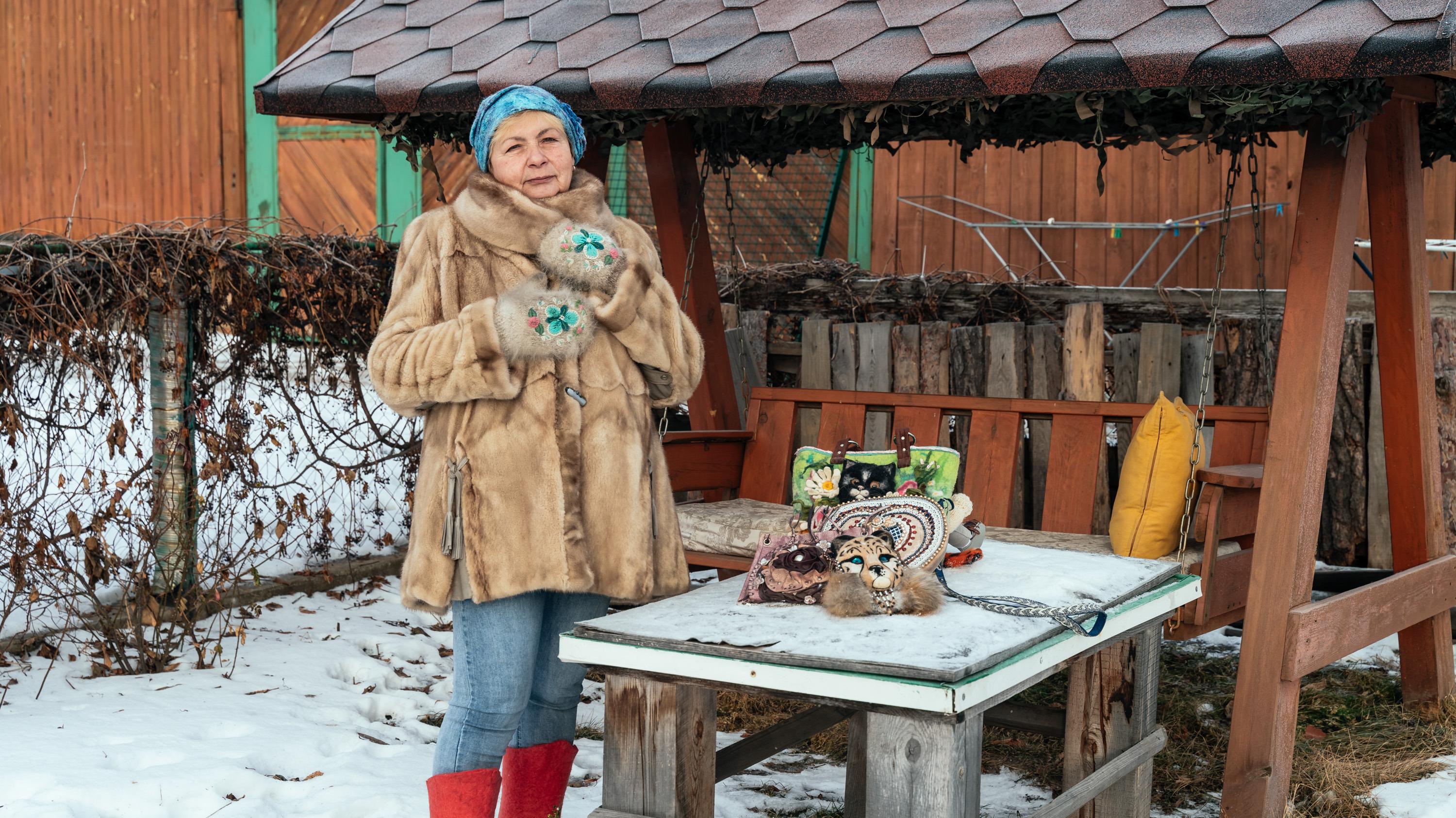 Пенсионерка Лада Фокс из Екатеринбурга делает уникальные валенки, которые  покупают по всему миру, декабрь 2021 года - 18 декабря 2021 - Е1.ру