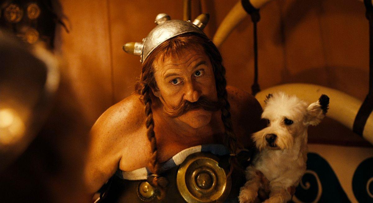 Стало известно, почему Депардье ушел из кино, а звезда Disney рассказала о необратимой травме мозга: звездные новости недели