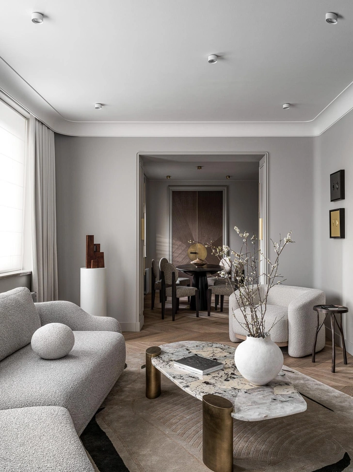 Диван, кресло и стулья, Modenature. Ковер, Dovlet house.  | Источник: Сергей Красюк; стиль: Yes we may