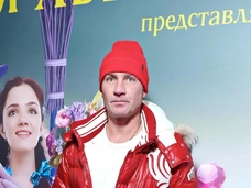 Роману Костомарову ампутировали обе стопы