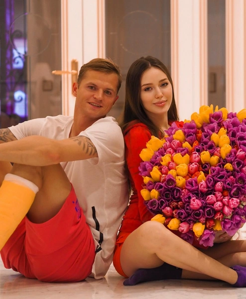 Дмитрий Тарасов и Анастасия Костенко | www.starhit.ru