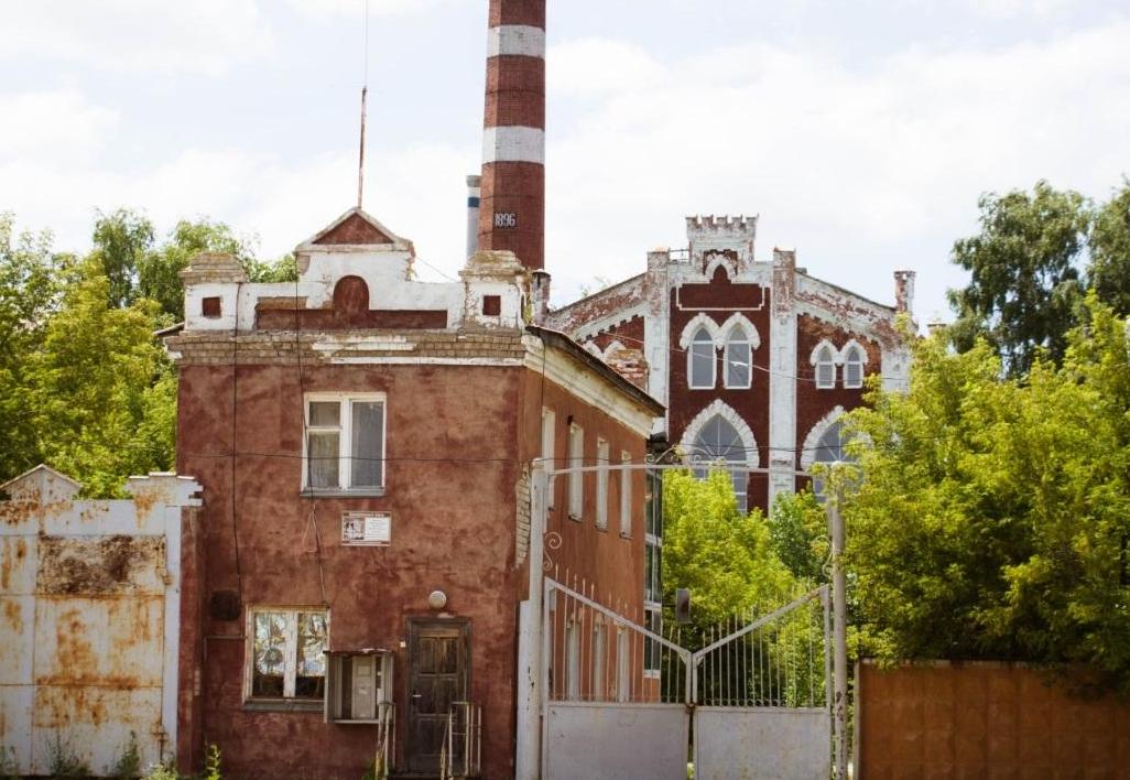 Спиртзавод в Рождествено взяли под охрану как культурную ценность. Рассказываем, как так вышло