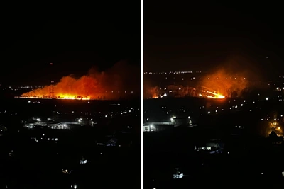 Третья скорая проезжает: поле загорелось на улице Бородина