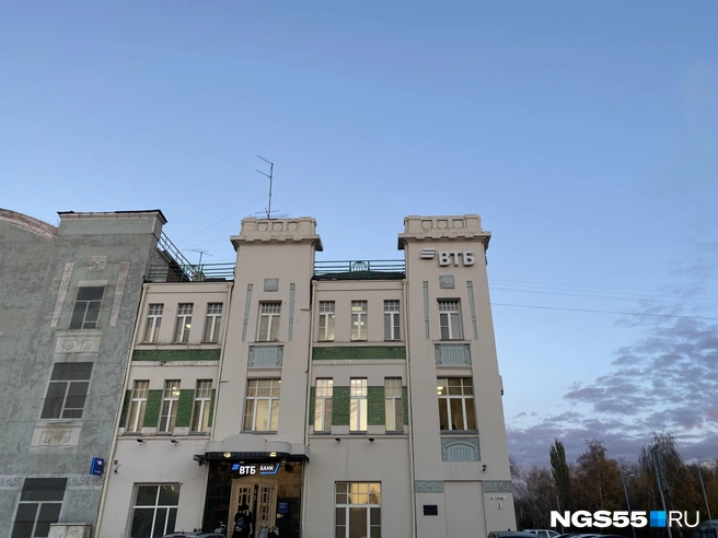 Дом на Тарской был построен в начале ХХ века | Источник: Тамара Башаева / NGS55.RU