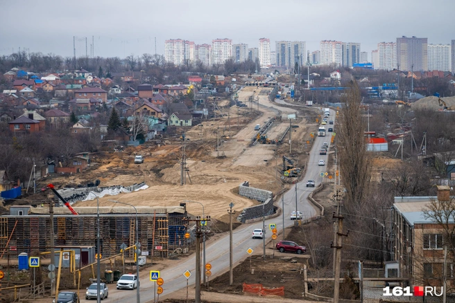 Дорогу в Суворовский так и не доделали | Источник: Евгений Вдовин / 161.RU