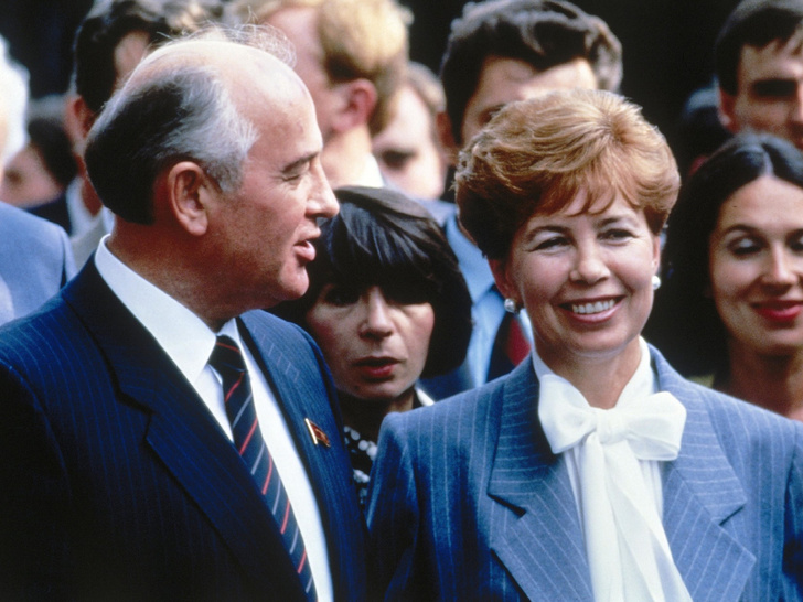 Вместе навсегда: невероятная история любви Михаила и Раисы Горбачевых, за которой следила вся страна