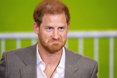 Эксклюзив: Принц Гарри стал королём туалетного чтения — мемуары осмеяны