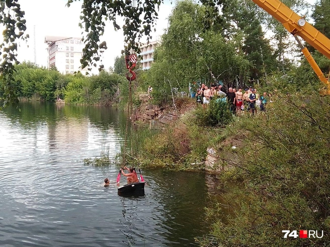 И хорошенько крепить стропы | Источник: читатель 74.RU