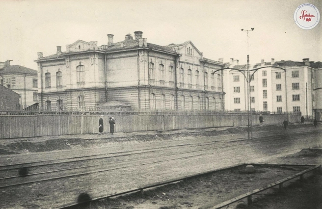 Больница им. Граля в 1950-е | Источник: МБУ «Архив города Перми»