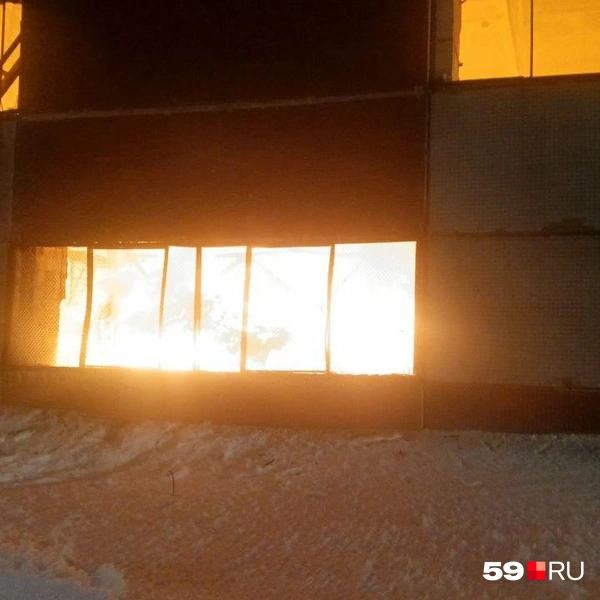 Огонь полыхал внутри очень ярко | Источник: источник 59.RU