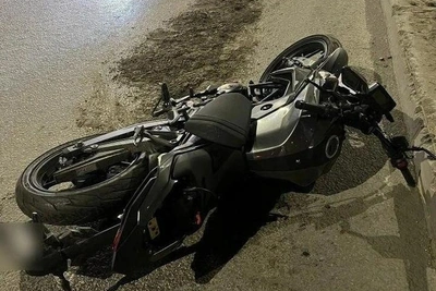 Мотоциклист в Воронеже попал в аварию с двумя автомобилями