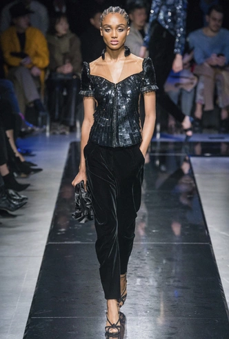 Giorgio Armani осень/зима 2019-20, 23 февраля