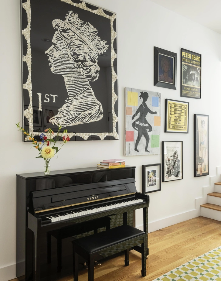 Картина из жемчуга, Ann Carrington. | Источник: Мэтью Уильямс. Стиль: Хиллари Робертсон