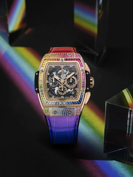 Часы Hublot Spirit of Big Bang Rainbow теперь и в России | woman.ru