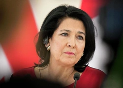 Правящая партия Грузии снова начинает процедуру импичмента президентки страны Саломе Зурабишвили. С чем это связано?
