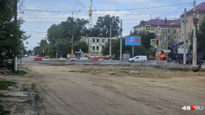 Осталось уложить асфальт на кольце, но этим будут заниматься подрядчики администрации | Источник: Дарья Никитченко / архив