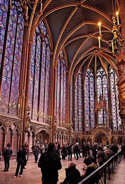 Увидеть Париж: как христианские реликвии помогли французской столице стать туристическим центром